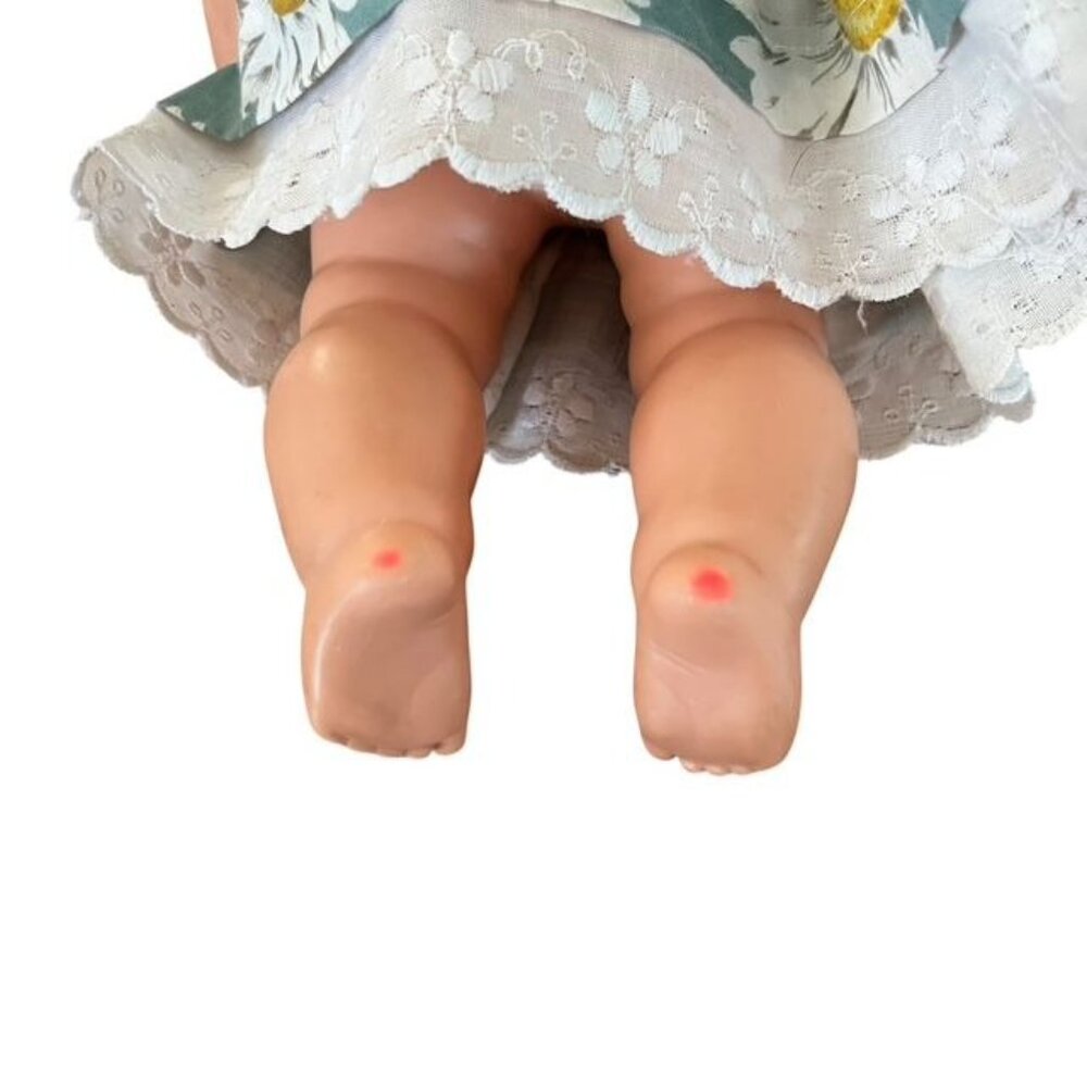 Vintage 1973 Lorrie Baby Doll - Picture 5 of 6